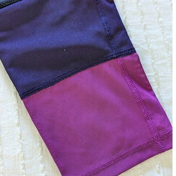 Nike Legend Dri-Fit Purple Mesh Cropped Leggings size Small - Picture 3 of 5